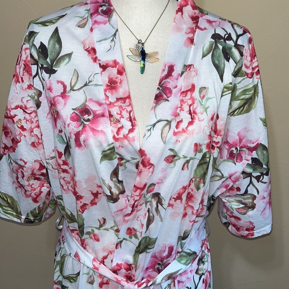 🌹Show Me Your MuMu🌹Brie Robe ‘Garden of Blooms’ - Picture 5 of 13